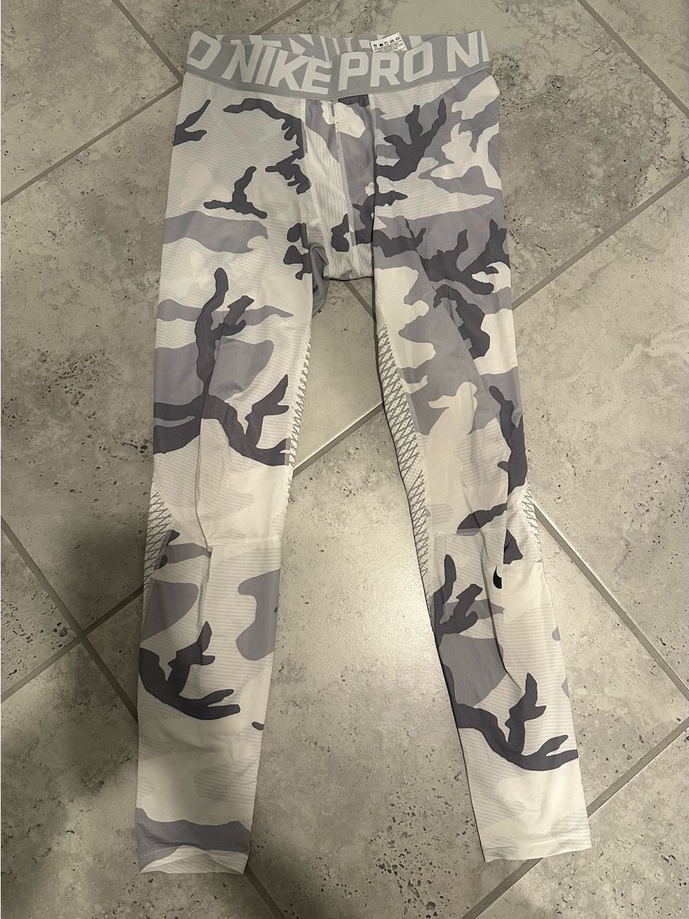 Nike Pro Hypercool Woodland Camo Tights